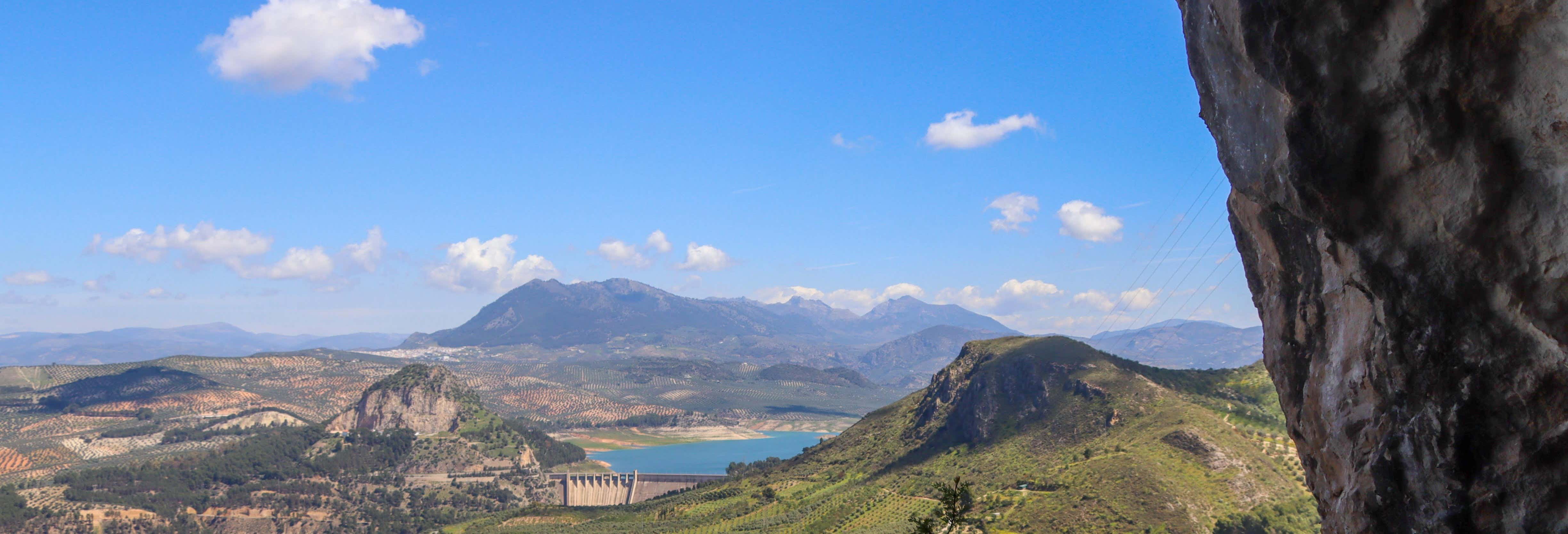 Accion y naturaleza en Cuevas de San Marcos