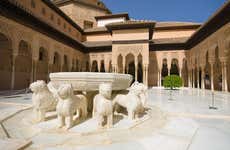 Alhambra & Nasrid Palaces Tour