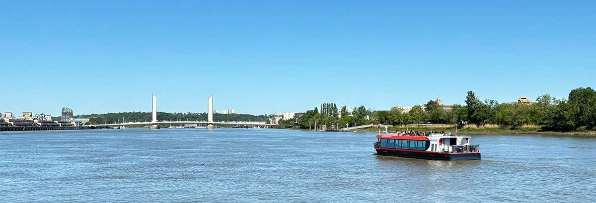 Paseos en barco en Burdeos