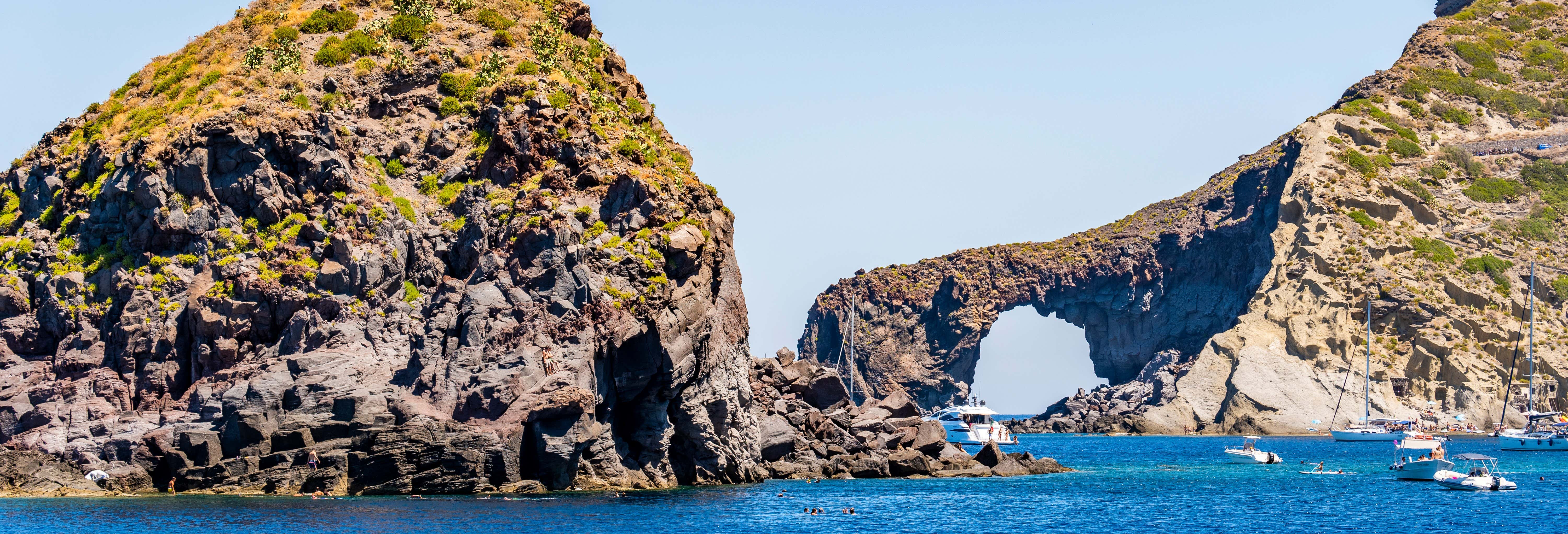 Paseos en barco en Santa Marina Salina